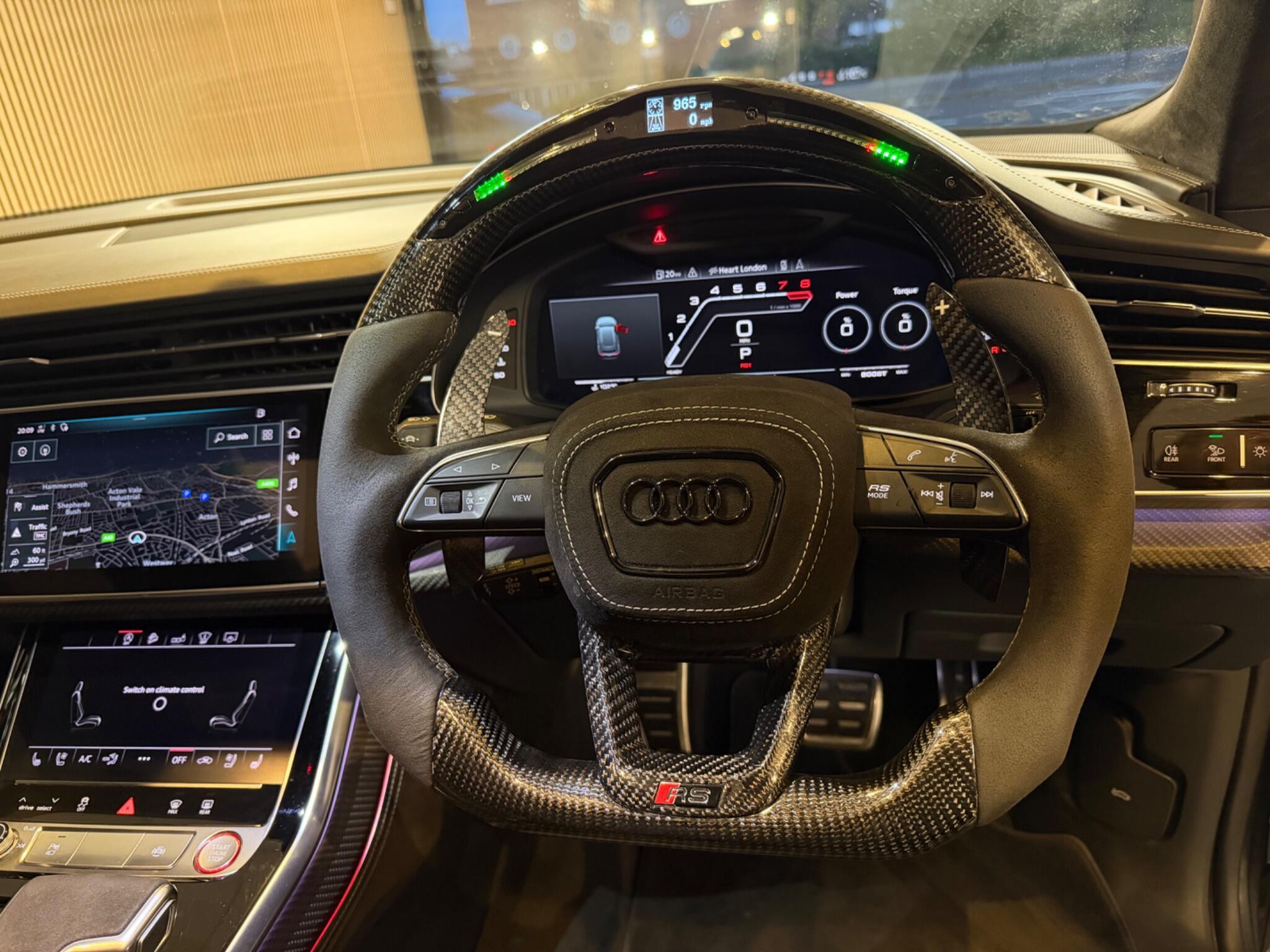 Audi RSQ8